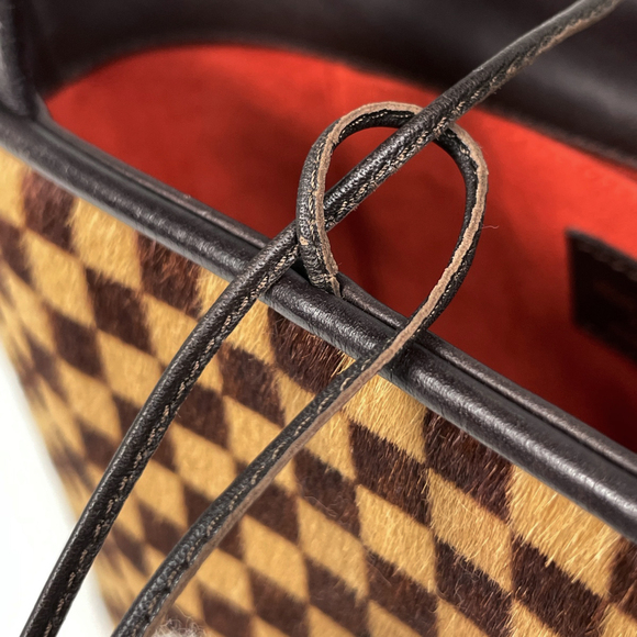 LOUIS VUITTON Brown Damier Bag - Picture 5 of 8